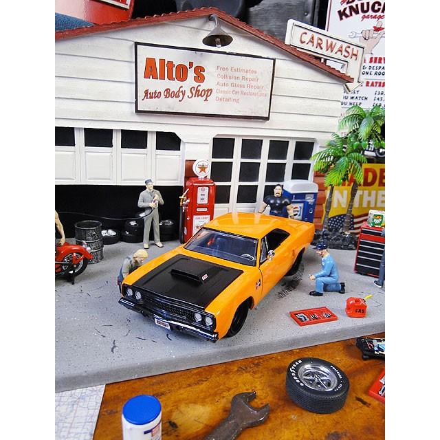 Jada 1970年プリムス ロードランナー ダイキャストミニカー 1/24
