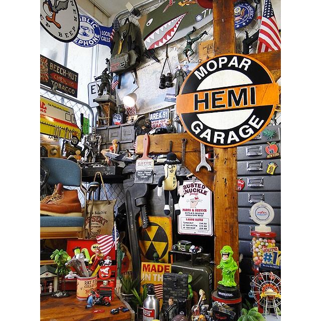 HEMI　モパーガレージ　ダイカット　ビッグサイン　■ アメリカン雑貨 アメリカ雑貨 |  | 03