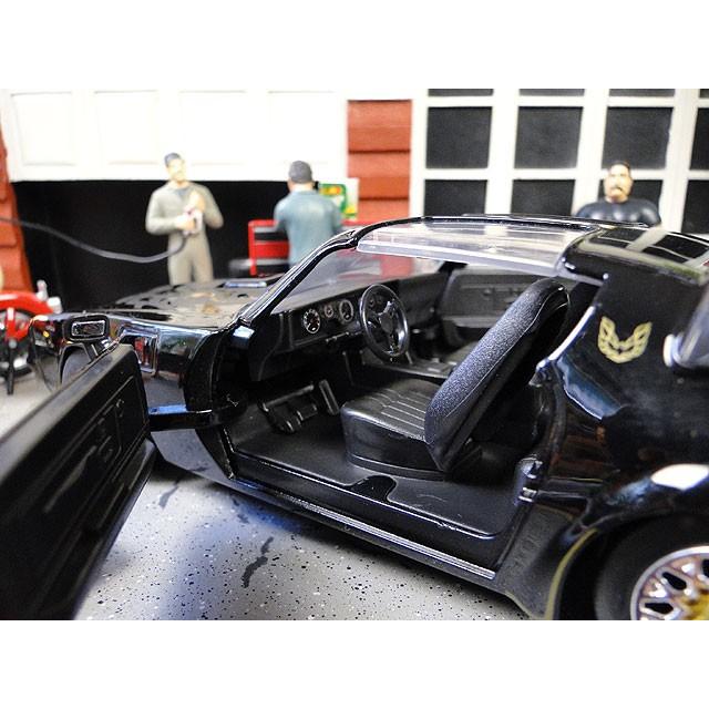 Jada　映画　ワイルドスピード　ダイキャストミニカー　1/24スケール　（1977年ポンティアック　ファイヤーバード）　■　アメリカン雑貨 |  | 07