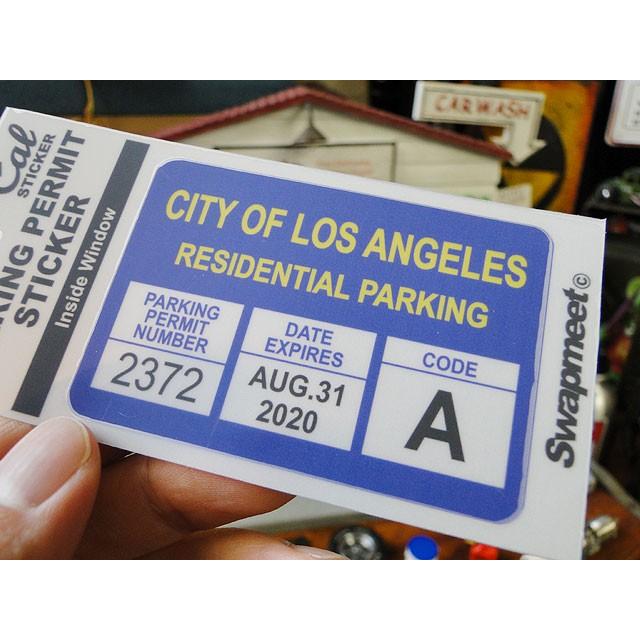 カリフォルニア　パーキングパーミットステッカー　（ロサンゼルス/レジデンシャルパーキング）　ガラスの内側から貼るタイプのステッカー |  | 01