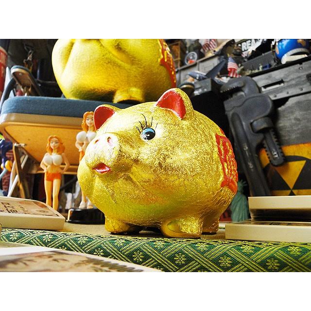 金運財運を招く縁起のいい金のブタさん 貯金箱 子豚 Sサイズ