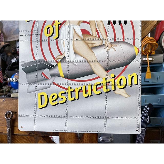 ピンナップガール　ミリタリーアート　ブリキ看板　（Eve of Destruction　明日なき世界）　■ アメリカン雑貨 アメリカ雑貨 |  | 02
