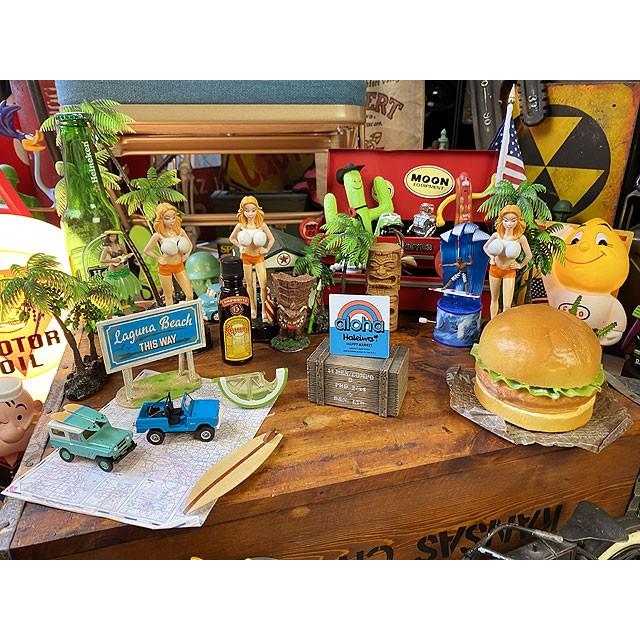 ハレイワ　ハッピーマーケットステッカー　Mサイズ　（052/エイティーズ）　■　アメリカン雑貨　アメリカ雑貨 |  | 01