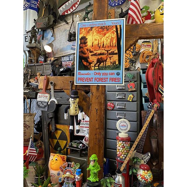スモーキーベアー　ブリキ看板　（マッチ1本火事のもと）　■ アメリカン雑貨 アメリカ雑貨 |  | 03