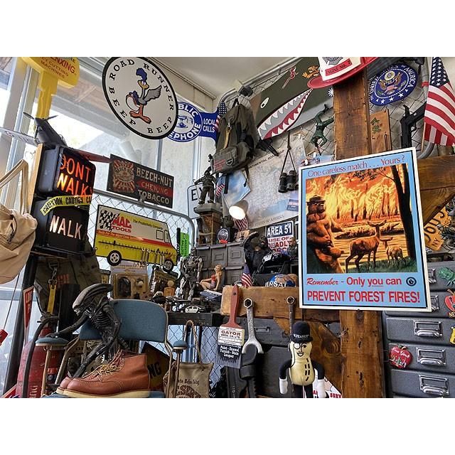 スモーキーベアー　ブリキ看板　（マッチ1本火事のもと）　■ アメリカン雑貨 アメリカ雑貨 |  | 04