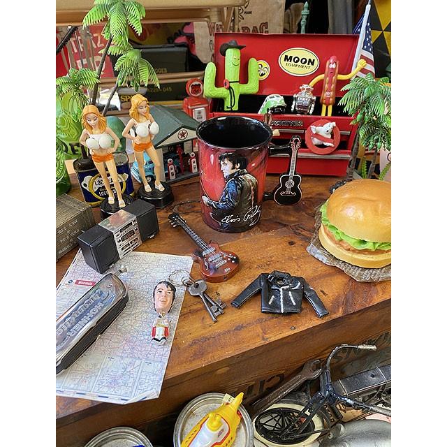 エルヴィス・プレスリーゆらゆらキーホルダー ■ アメリカン雑貨 アメリカ雑貨 |  | 02