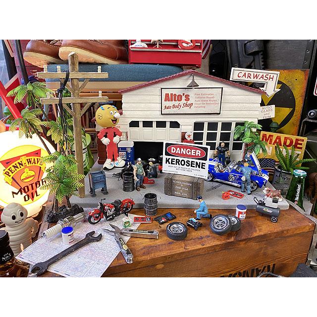 警告看板ステッカー　（危険：灯油/DANGER）　SLB-003-MED-A　■　アメリカン雑貨　アメリカ雑貨 |  | 01