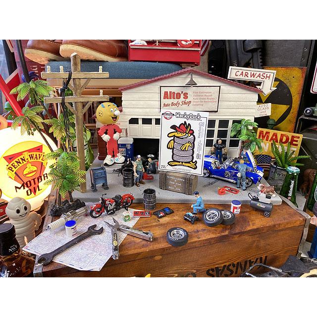 ワッキーアルマジロ　ステッカー　（スタンディング）　60WATT　シックスティーワット　カートゥーンマスターシリーズ　WD14TA-LH |  | 01