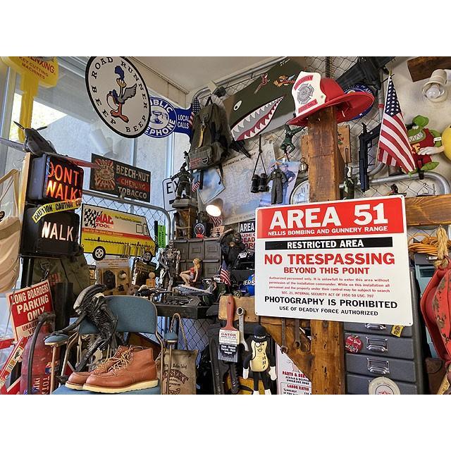 エリア51　警告看板　アルミサインボード ■ アメリカン雑貨 アメリカ雑貨 |  | 02
