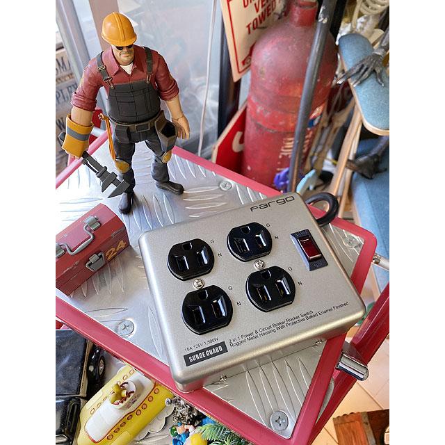 インダストリアル スチールタップ （4個口/シルバー） OAタップ 電源