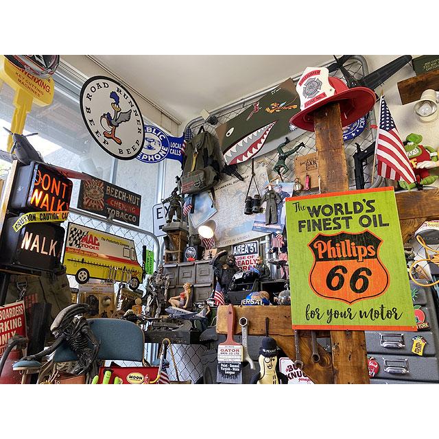 フィリップス66　ブリキ看板　（ワールドファイネストオイル） |  | 04