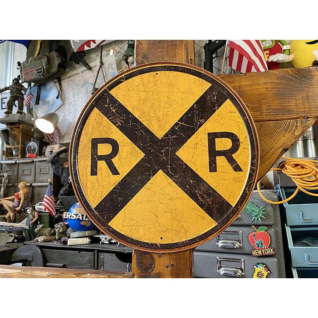 アメリカの踏切マーク　ブリキ看板 ■ アメリカン雑貨 アメリカ雑貨 | 
