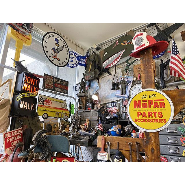 モパー　ラウンド型ブリキ看板　（パーツアクセサリー）　■　アメリカン雑貨　アメリカ雑貨 |  | 03