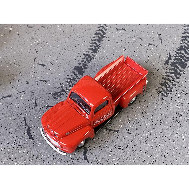 コカ・コーラ　1948年　フォードF-1ピックアップ　ミニカー　1/72スケール　（レッド）　■　アメリカン雑貨　アメリカ雑貨 | Coca Cola | 01