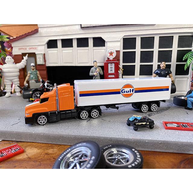 ガルフのトラクタートレーラー ダイキャストミニカー （オレンジヘッド