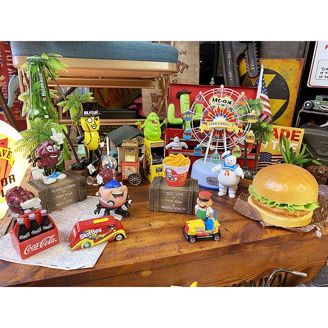 カンパニーロゴワッペン　ミニサイズ　（ケンタッキーフライドチキン）　■ アメリカ雑貨 アメリカン雑貨 |  | 01