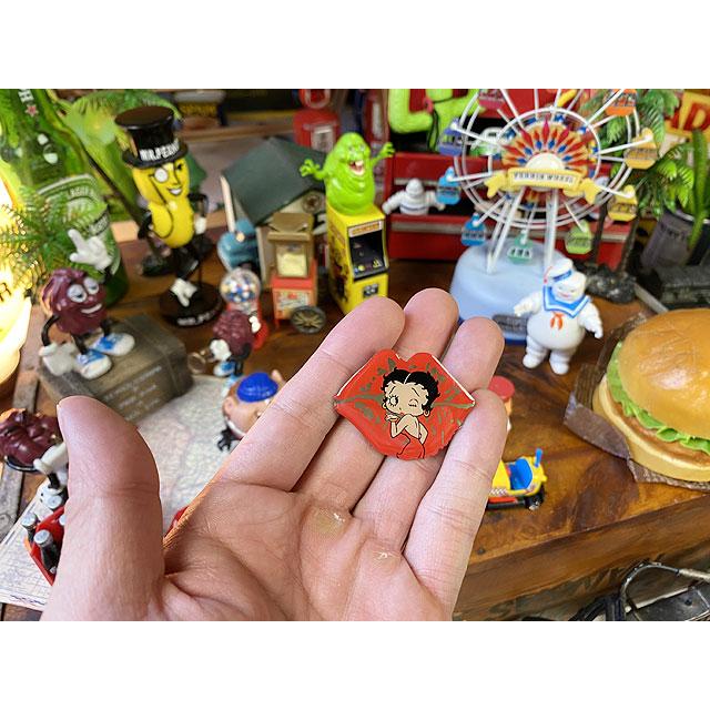 ベティ・ブープ コレクションピンズ （キスマーク） □ アメリカン雑貨 