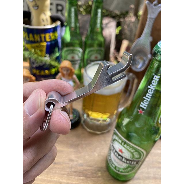 コロナビール ボトルオープナーキーホルダー （栓抜き+プルタブ