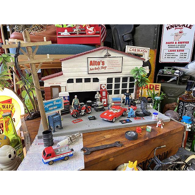 1963年　シボレー　コルベット　スティングレー　ダイキャストミニカー　1/36スケール　（レッド）　■ アメリカン雑貨 アメリカ雑貨 |  | 08