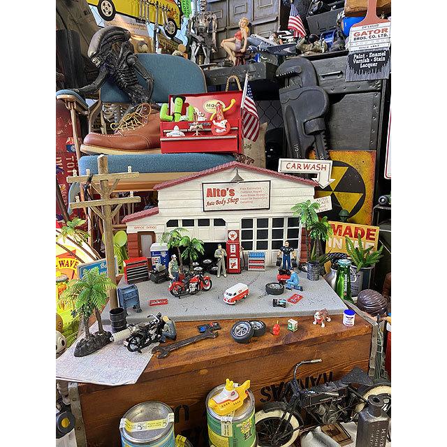 コカ・コーラ　1962年ワーゲンバス　ミニカー　1/72スケール　（レッド×ホワイト）　■　アメリカン雑貨　アメリカ雑貨 | Coca Cola | 08