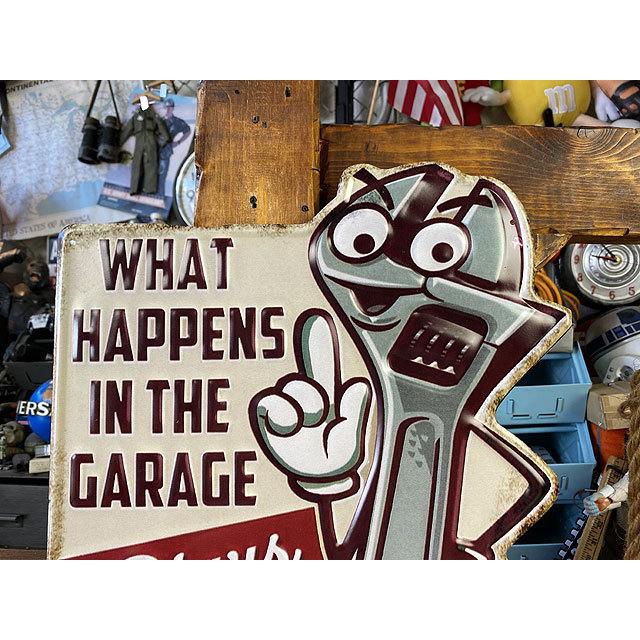 モンキーレンチマン　エンボス　ティンサイン ■ アメリカン雑貨 アメリカ雑貨 |  | 01