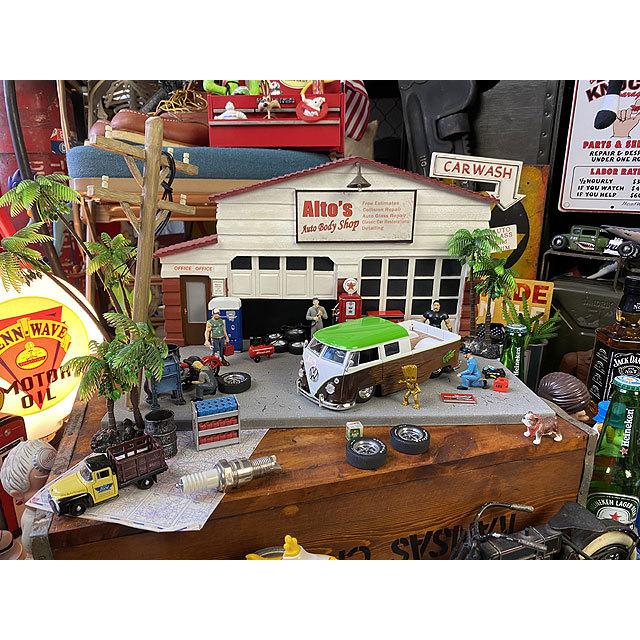 Jada　マーベル　ガーディアンズ・オブ・ギャラクシー　1963年　ワーゲンバス・ピックアップ　ミニカー　1/24　（グルートのフィギュア付） |  | 10
