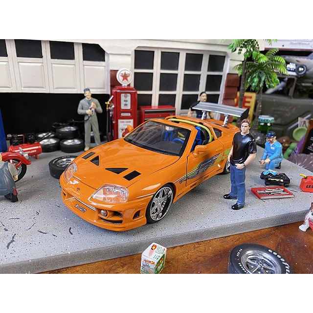 Jada　映画　ワイルドスピード　ダイキャストミニカー　1/24　（ブライアン/トヨタ　スープラ/オレンジ）　フィギュア付 | 