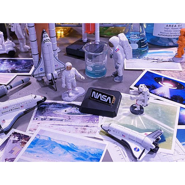 NASAピンバッジ （レクタングル/ブラック） □ アメリカン雑貨