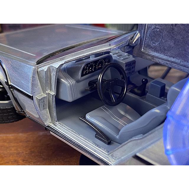 Jada　映画　バック・トゥ・ザ・フューチャー　パート2　空飛ぶデロリアン　ダイキャストミニカー　1/24スケール　（LEDライト搭載）　■ |  | 06