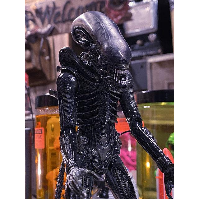 NECA 映画「エイリアン」ビッグチャップの7インチアクションフィギュア