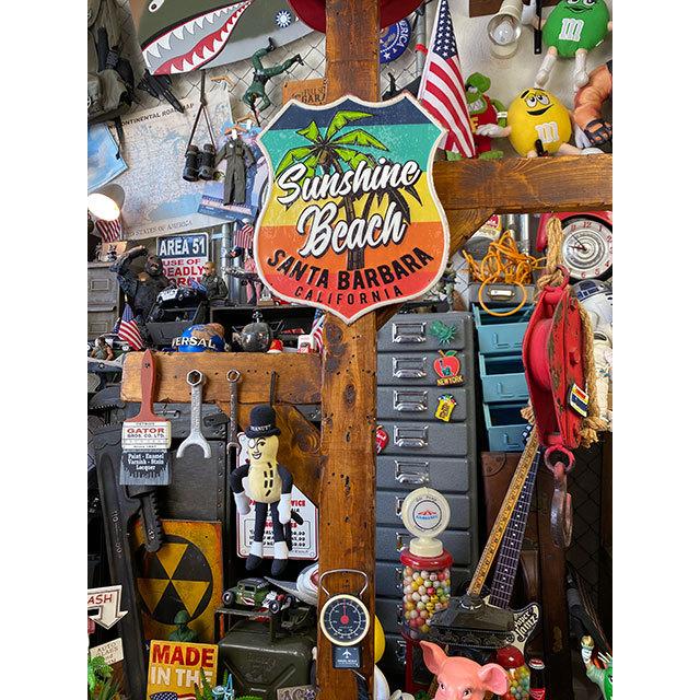 サンシャインビーチ　エンボス　ティンサイン ■ アメリカン雑貨 アメリカ雑貨 |  | 03