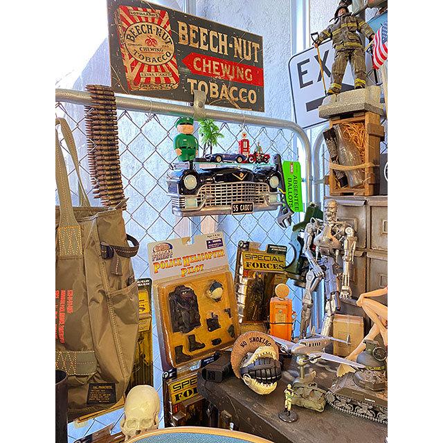 1955年キャデラック　カーシェルフ　Sサイズ　（フロント/ブラック）　■　アメリカン雑貨　アメリカ雑貨 |  | 07