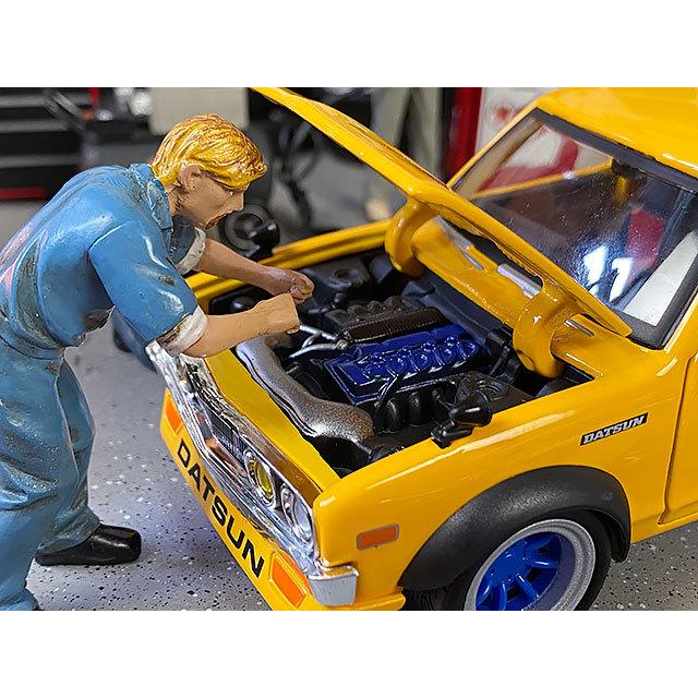 日本製ショッカーの車☆仮面ライダー ダットサン ミニカー マイスト 1973年ダットサン ピックアップトラック620カスタム ダイ