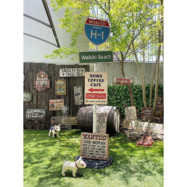 ハワイの道路標識　ウッドサイン　（ワイキキビーチ）　■　アメリカン雑貨　アメリカ雑貨 |  | 04