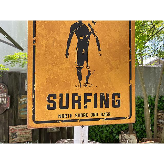 ハワイの道路標識　ウッドサイン　（サーフィンに出掛けてます/サーファー）　■　アメリカン雑貨　アメリカ雑貨 |  | 02