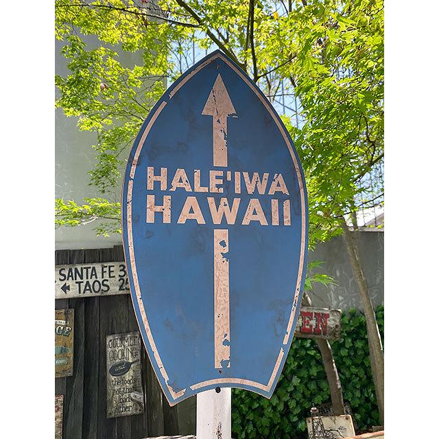 ハワイの道路標識　ウッドサイン　（ハレイワ/サーフボード型）　■　アメリカン雑貨　アメリカ雑貨｜candytower