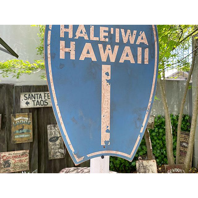 ハワイの道路標識　ウッドサイン　（ハレイワ/サーフボード型）　■　アメリカン雑貨　アメリカ雑貨 |  | 02