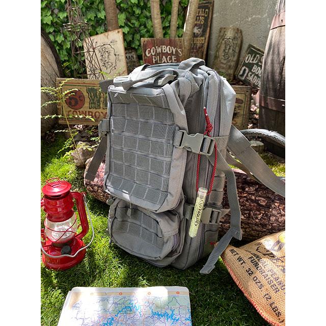 暗闇で光る！グロースティック 4インチ MADE IN U.S.A. GLOW STICKS Tooblite アウトドア 防水 耐久性 最大12時間発光　キャンプハック |  | 03