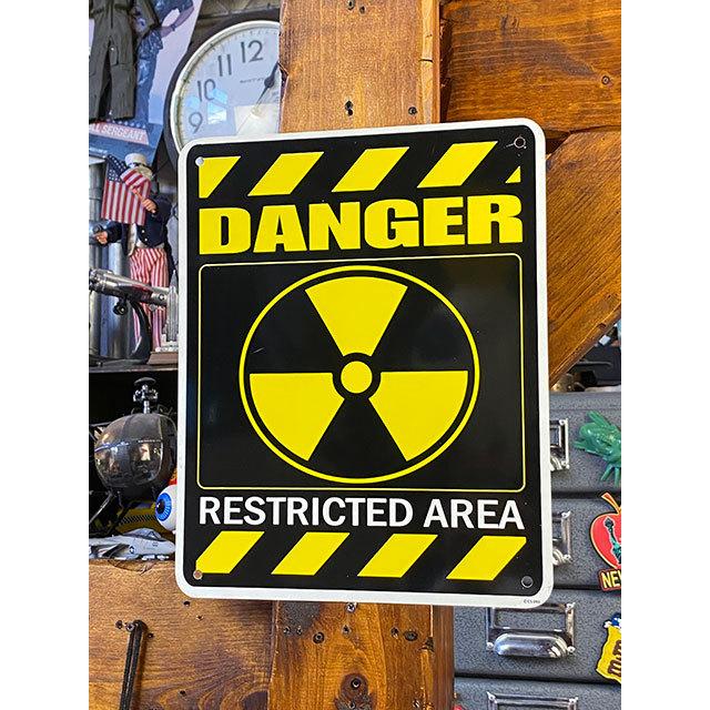 米軍放出品　DANGER アルミ製　看板　送料無料 危険！立入禁止区域」 ミニジョーク看板 □ アメリカン雑貨 アメリカ