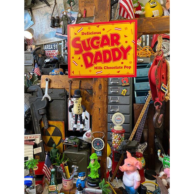 シュガーダディ　ブリキ看板　（ミルクチョコレートポップ）　■　アメリカン雑貨　アメリカ雑貨 |  | 01
