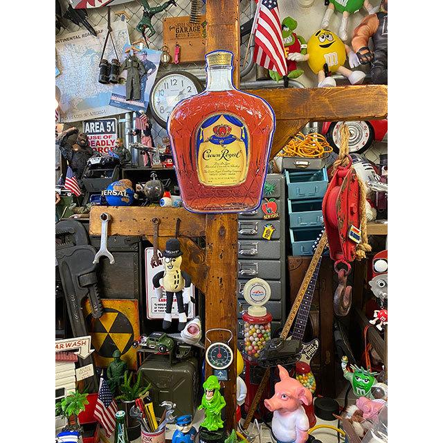 クラウンローヤル　ウイスキー　ブリキ看板　（ダイカット）　■　アメリカン雑貨　アメリカ雑貨 |  | 01