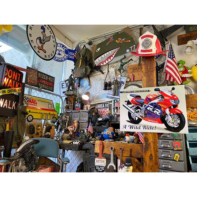 国産バイク　ブリキ看板　（ホンダ　CBR1000RR-R　ファイアブレード）　■　アメリカン雑貨　アメリカ雑貨 |  | 03