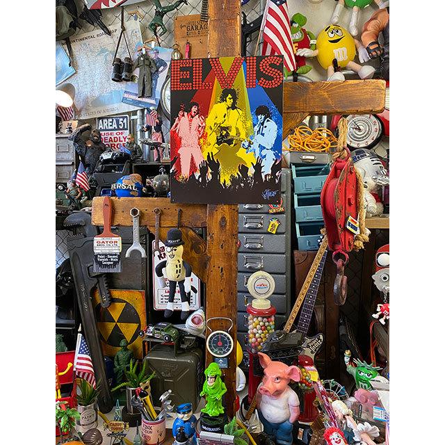 エルヴィス・プレスリー　ブリキ看板　（ライブ・イン・ラスベガス）　■　アメリカン雑貨　アメリカ雑貨 |  | 01