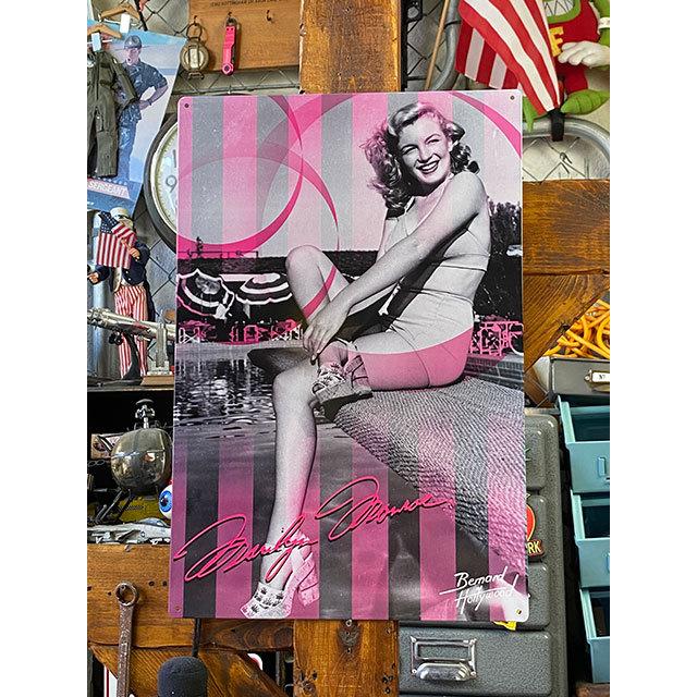 マリリン・モンロー　ブリキ看板　（プールサイド）　■　アメリカン雑貨　アメリカ雑貨 | 