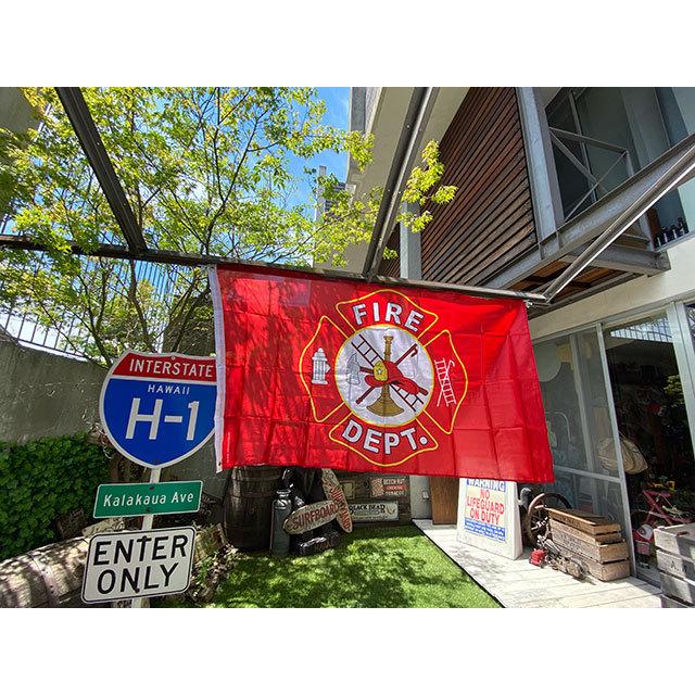 ファイヤーデプト　ビッグサイズフラッグ　（ホワイトロゴ）　■　アメリカン雑貨　アメリカ雑貨 |  | 02