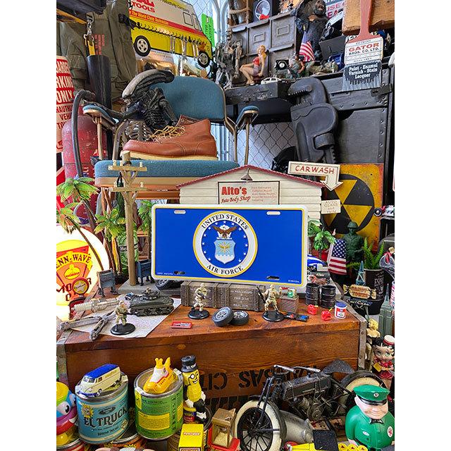 U.S.エアフォース　ミリタリーライセンスプレート　（エンブレム）　■　アメリカン雑貨　アメリカ雑貨 |  | 01