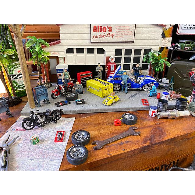 ターマックワークス×シュコー　ムーンアイズ　限定コラボミニカー　フォルクス・ワーゲン　ビートル　1/64スケール　（ムーンイエロー） |  | 08