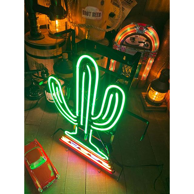 【即納】【在庫あり】 【6ヶ月保証付き】カクタス　ネオン管 ■ アメリカン雑貨 アメリカ雑貨 |  | 01