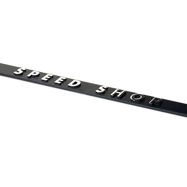 ムーンイクイップド　3Dライセンスフレーム　クロームロゴ　（日本のナンプレ用サイズ）　■　アメリカン雑貨　アメリカ雑貨 |  | 02