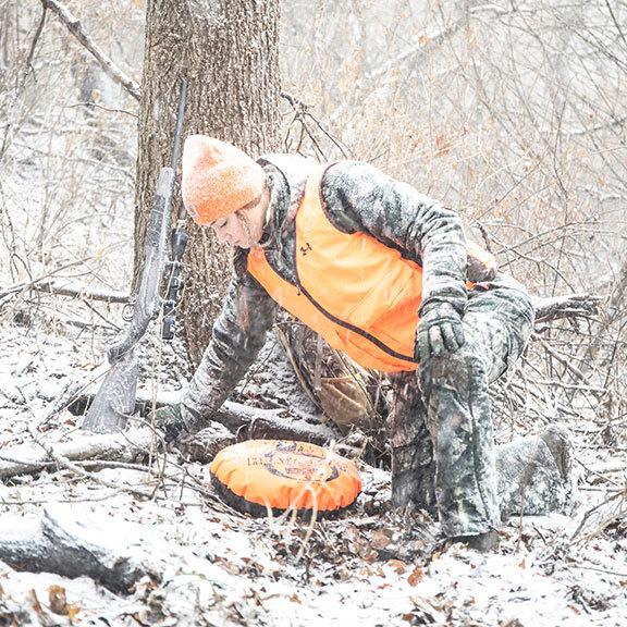 国際ブランド サーマシート社 ヒートアシート アウトドア冬用 屋外仕様の座布団 Made In U S A リアルツリー コヨーテ アメリカン雑貨 Noteworthy Collectibles Com